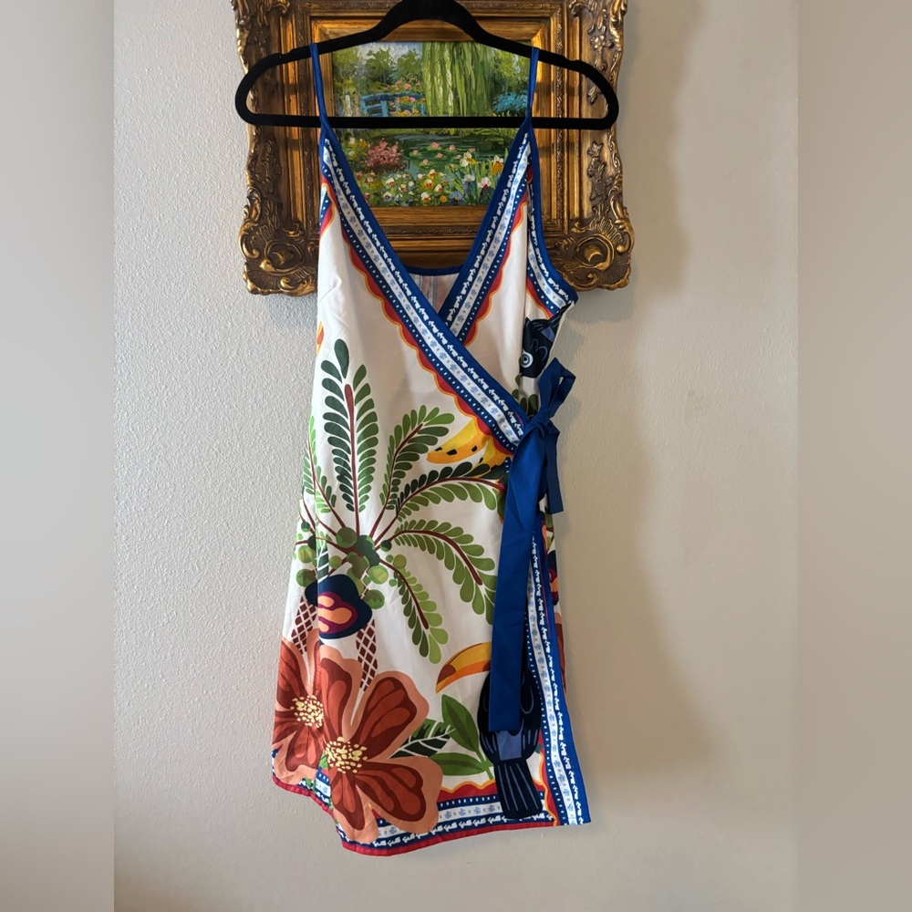 NWOT Tropical Wrap Dress with Blue Ribbon - Picture 4 of 10